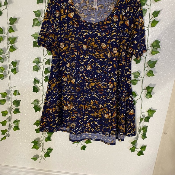 LuLaRoe multi-colored
SIZE XL blusa - Picture 5 of 5